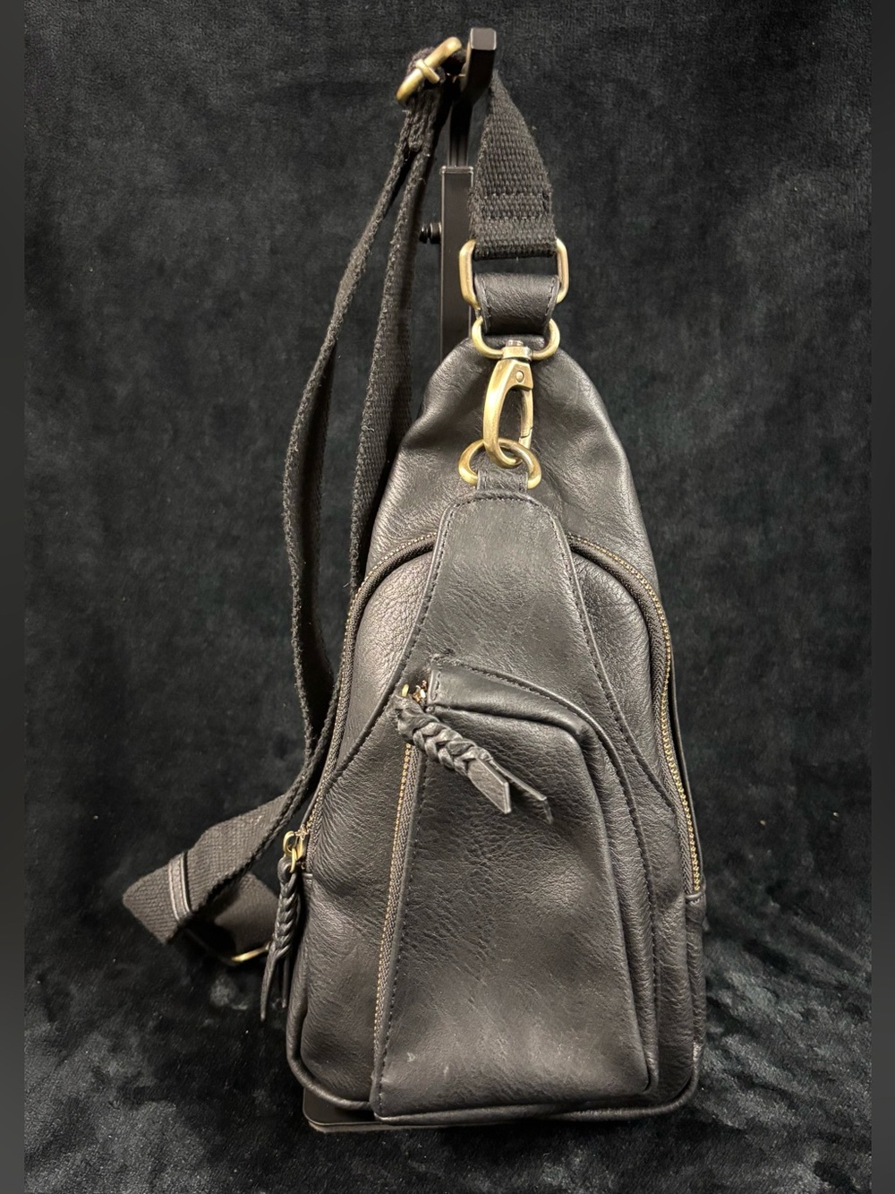 Antik Kraft Black Vegan Leather Sling Backpack Crossbody Boho Convertible Bag